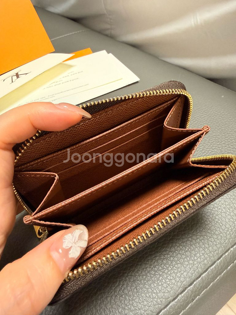 루이비통 지피 코인퍼스 새상품급--8