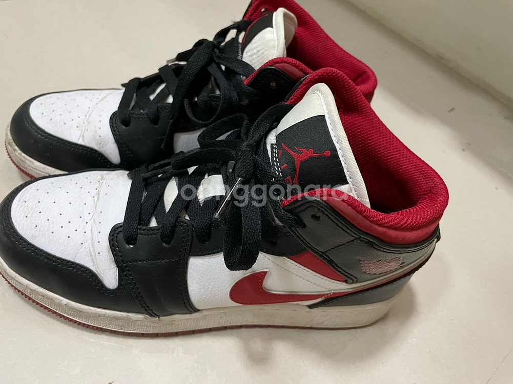 나이키 에어조던 1 미드 240--0