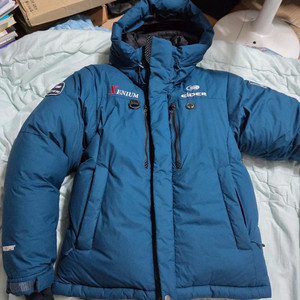 아이더 캄피로 대장패딩m사이즈 상태a급 히말라야급