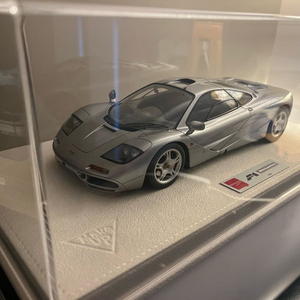 1:18 메이크업 맥라렌 F1 로드카