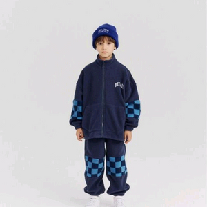 가격내림) 비이스트플로우 집업 상하복 세트 130사이즈 새상품