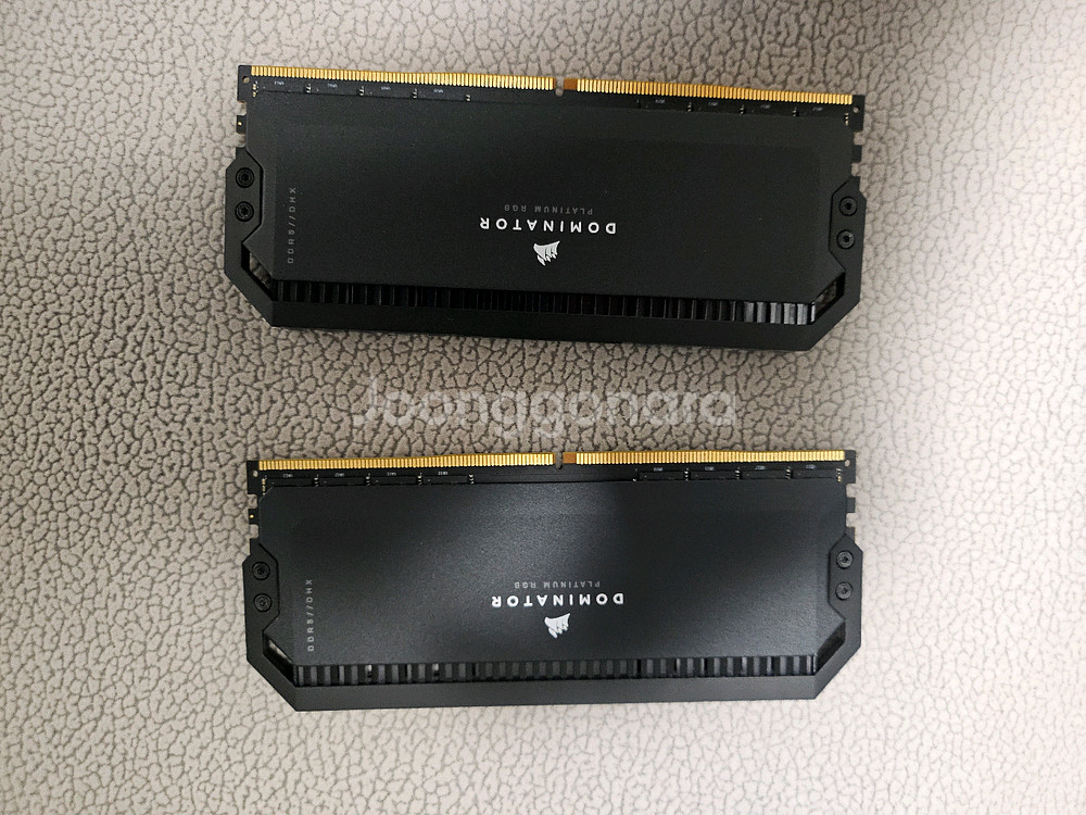 CORSAIR DDR5-5600 CL40 Dominator Platinum RGB 블랙 64GB(32Gx2)--1