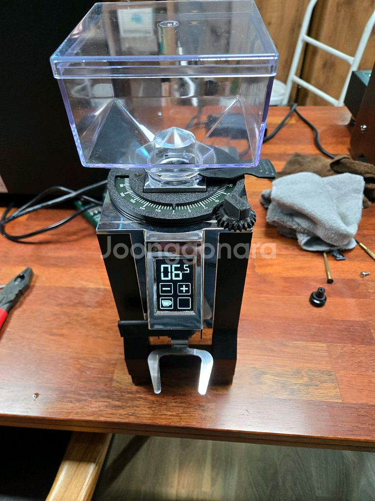 유레카 미뇽 스페셜리타 커피 그라인더 미세조정키트 장착--0