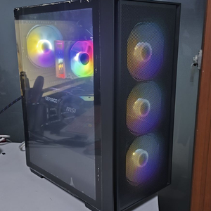 (개인) 9600 32g메모리 RTX5070 새컴퓨터
