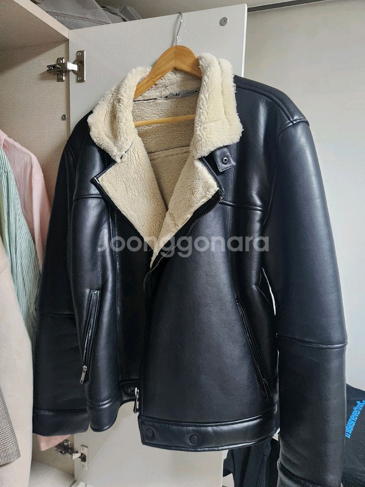 자라 가죽 무스탕 자켓--0