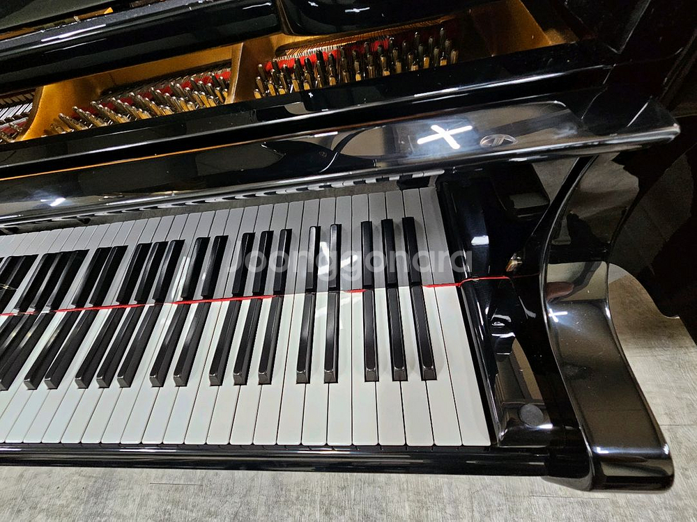 영창그랜드피아노 C-185BP--1