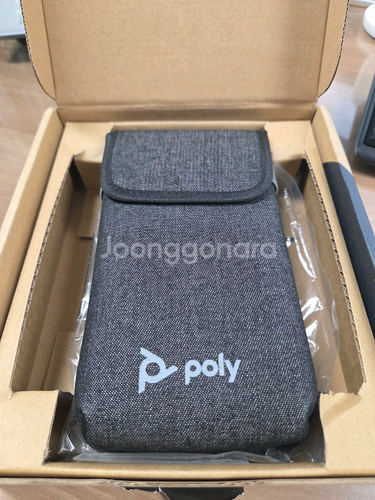 Poly SYNC20 개인용 프리미엄 블루투스 스피커폰--1