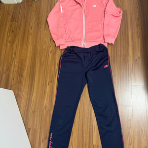 뉴발란스 키즈 트레이닝복 세트