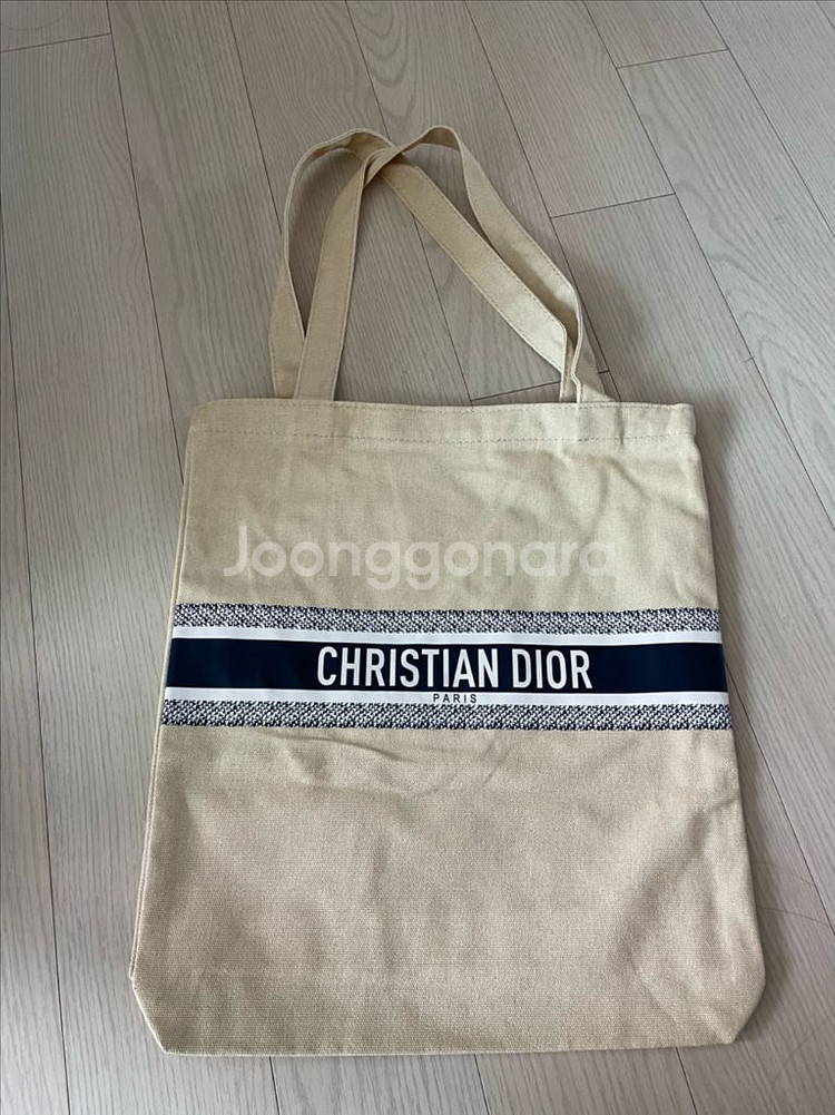 디올 에코백 새제품--0