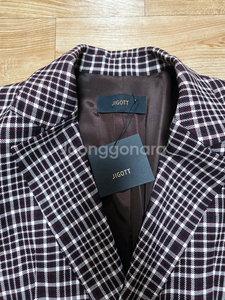 체크 셋업 롱코트와 스커트--1