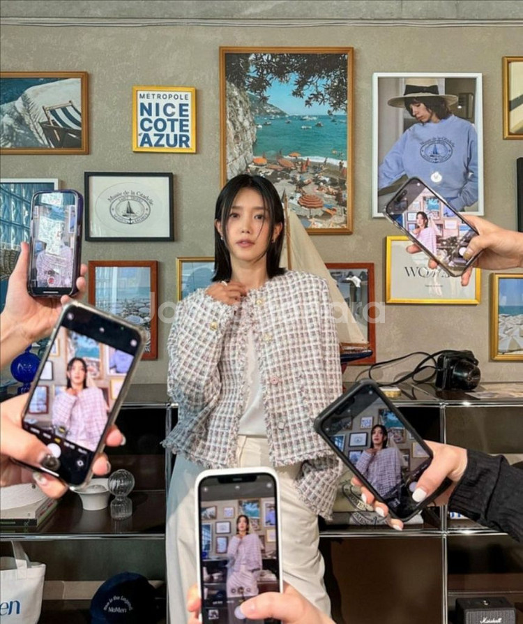 새상품:)모먼 트위드 자켓(채정안,이현이착용)--0