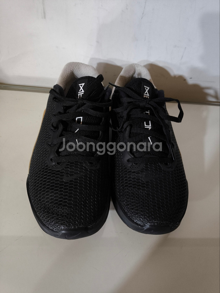 235mm 나이키 메트콘5 블랙검 트레이닝화 크로스핏--3