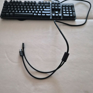 로지텍 G413 카본 기계식 게이밍 키보드