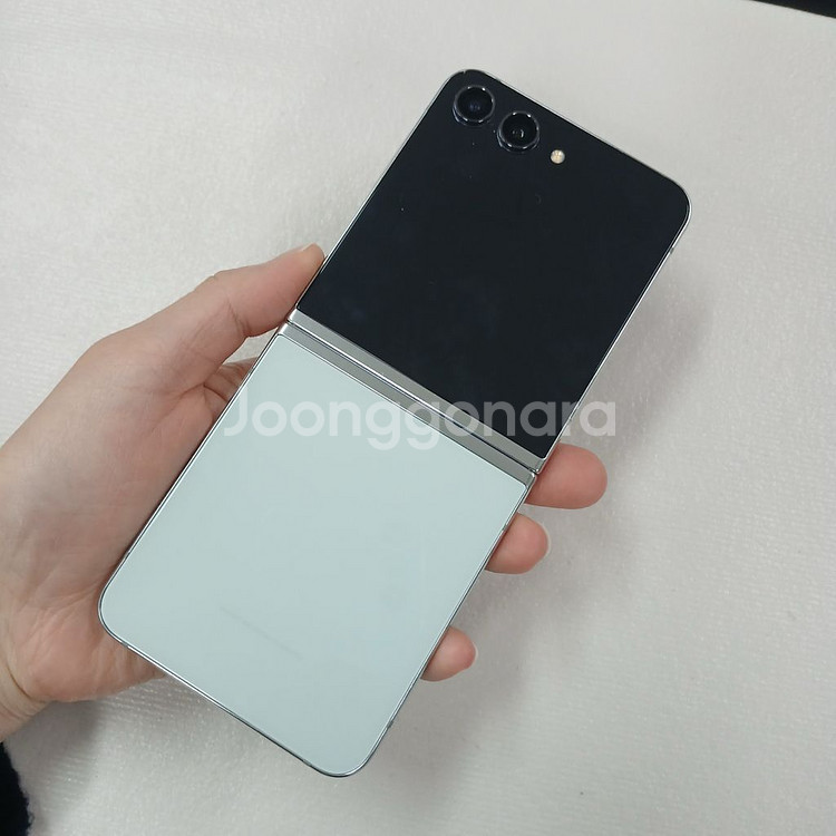 갤럭시Z플립5 256기가 민트색 공기계 중고폰 알뜰폰 학생폰--0