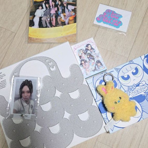 뉴진스 getup 앨범 3종 + 버니니 키링 + 포스터