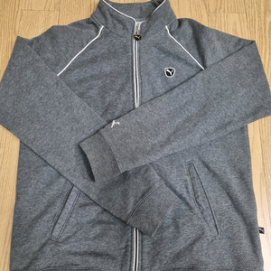 푸마 집업 95 사이즈. 여성 자켓.