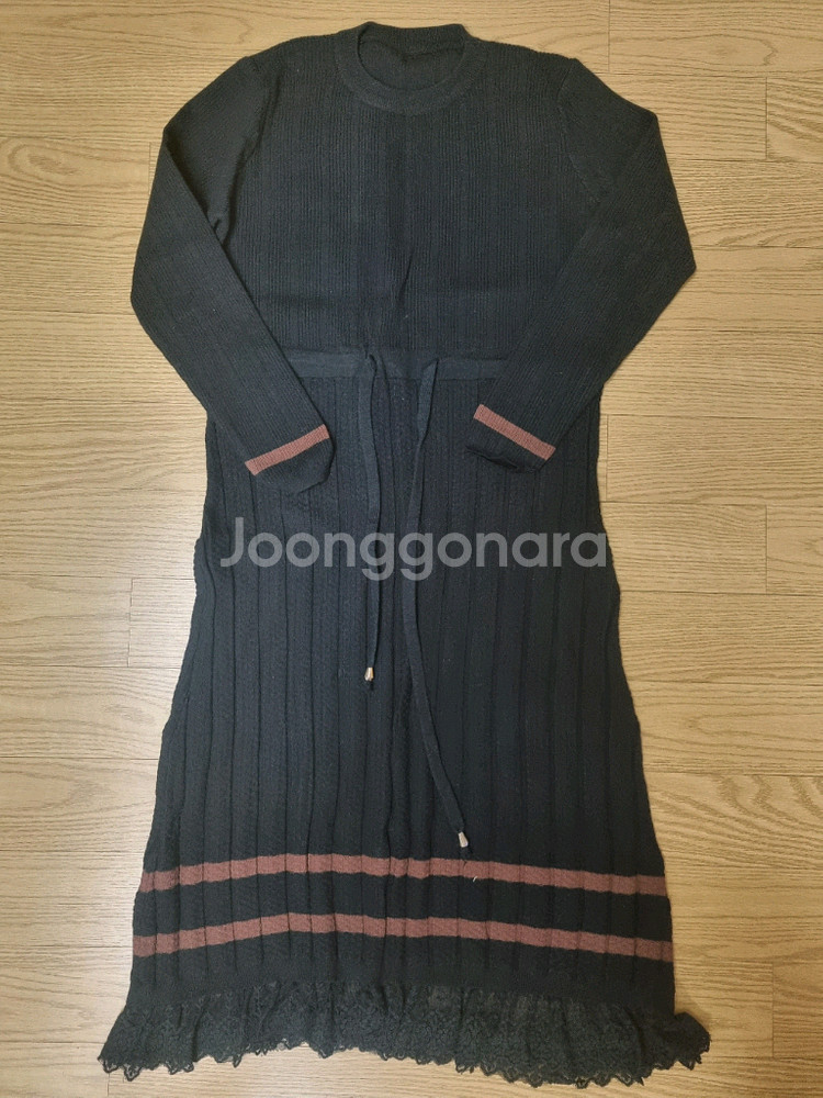 여성 니트 원피스 . 프리사이즈.--0