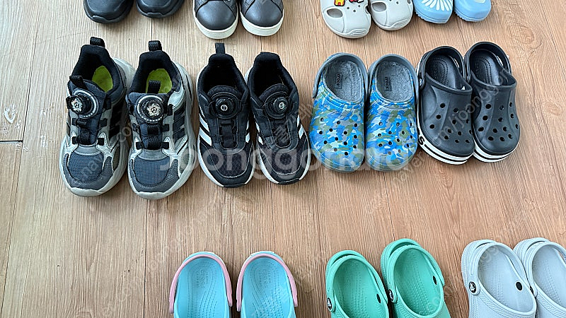 c13크록스 .운동화 .뉴발. 아디다스 샌들 여러가지~--3