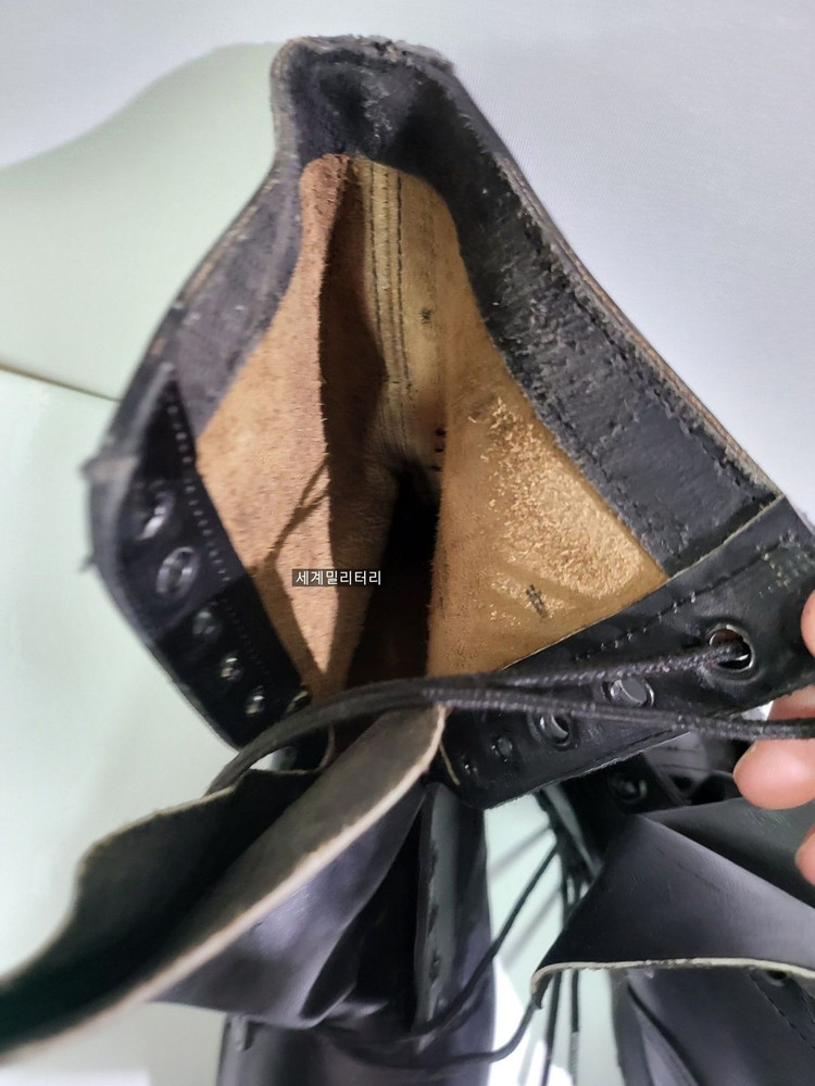 265~270미리 , 미군 오리지날 구형 검정 가죽 전투화--2