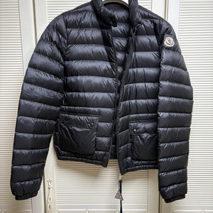 몽클레어 여성 패딩 점퍼