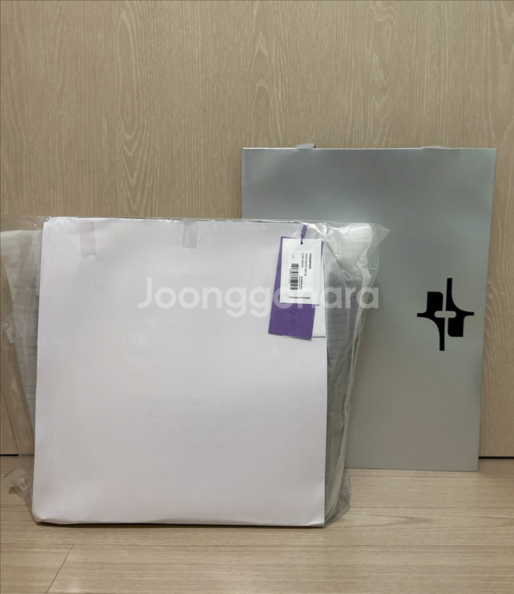 새상품) 파인드카푸어 모노 버킷백 32 - 스웨이드 브라운--6