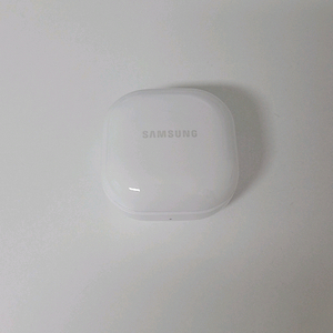 삼성 버즈 2 충전 케이스