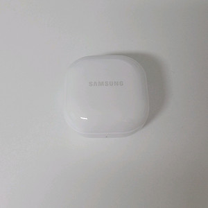 삼성 버즈 2 충전 케이스