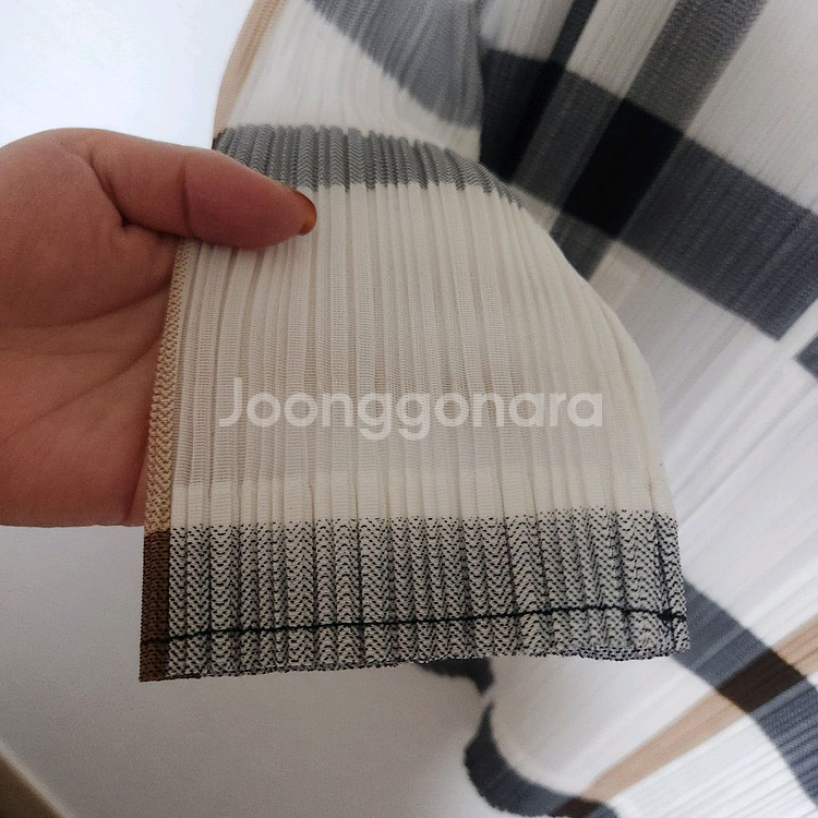 닥스 플리츠 후드집업 85--3