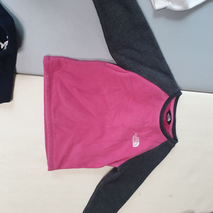 키즈노스페이스기모110.맨투맨 110.키즈티셔츠 110