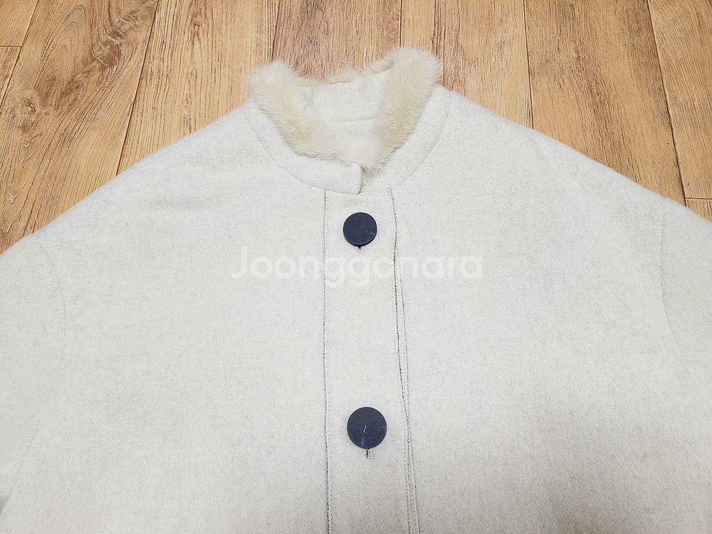 발렌시아(VALENCIA) 밍크넥 포인트 울코트 55-66 새상품--1