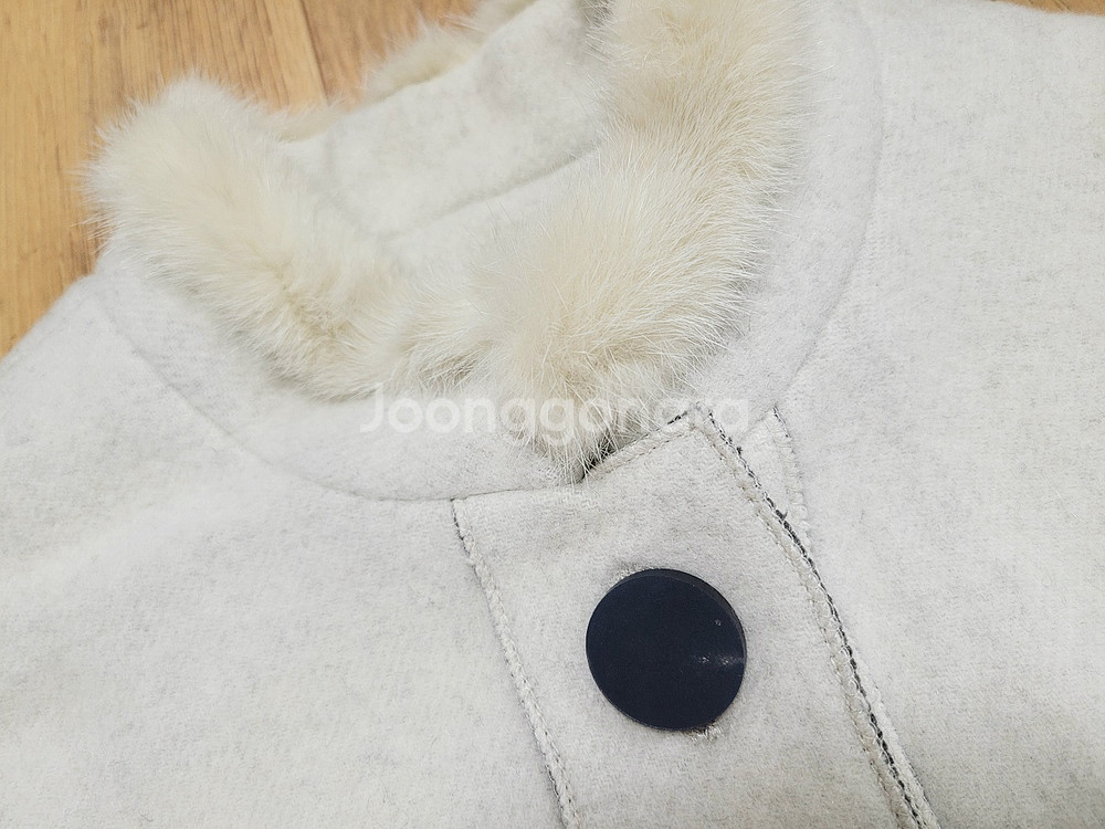 발렌시아(VALENCIA) 밍크넥 포인트 울코트 55-66 새상품--2