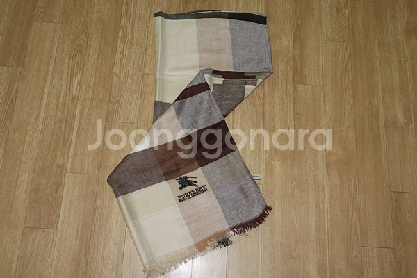 (머플러)803. 버버리/베이지브라운 캐시미어숄머플러--2