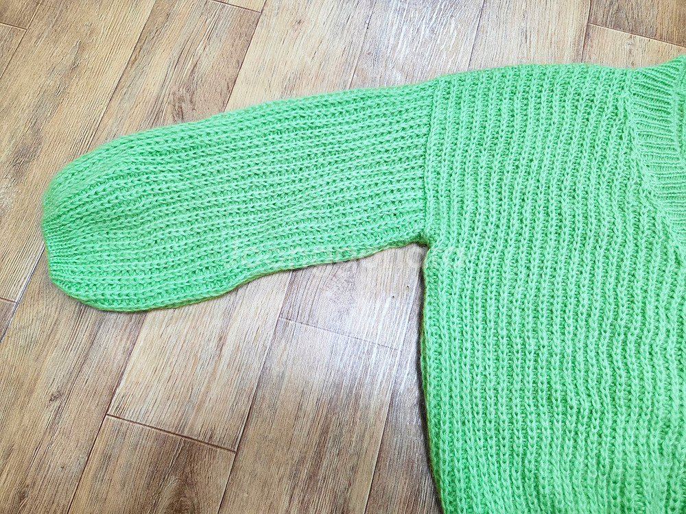 히로인(HEROINE) 모헤어 볼륨 니트가디건 프리사이즈--6