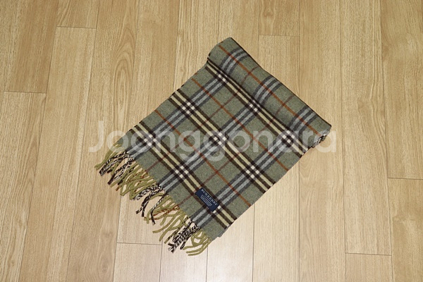 (머플러) 852. 버버리/카키색체크 캐시미어머플러--0