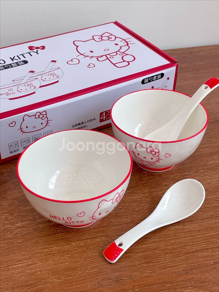 헬로키티 정품 밥그릇2개 +숟가락2개 선물 세트 새상품--2