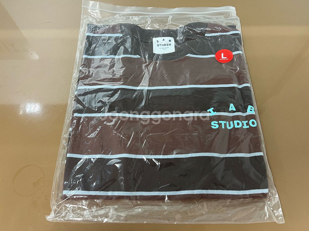 L 아이앱 스튜디오 스트라이프 티셔츠 반팔 브라운 미개봉 미시착 새상품--2