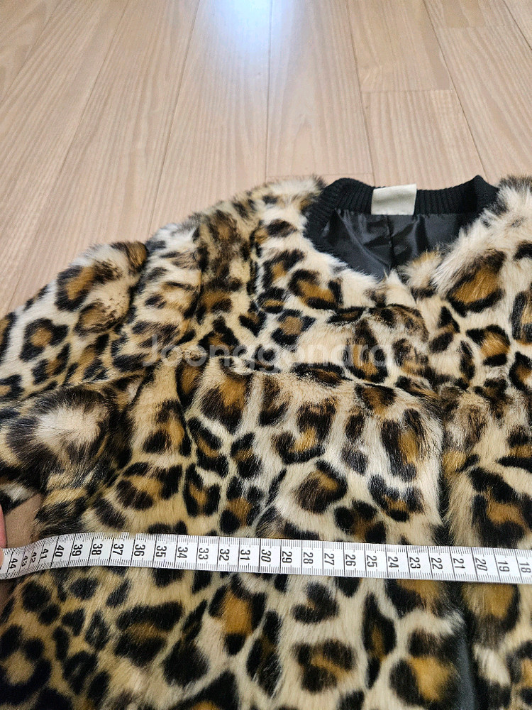 ZARA Kids 레오파드 퍼 자켓 122--2