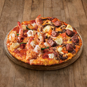 도미노피자 (포테이토피자 리얼불고기 블랙타이거슈림프 베스트콰트로 와일드웨스트 손흥민피자 우리고구마피자 슈퍼슈프림피자