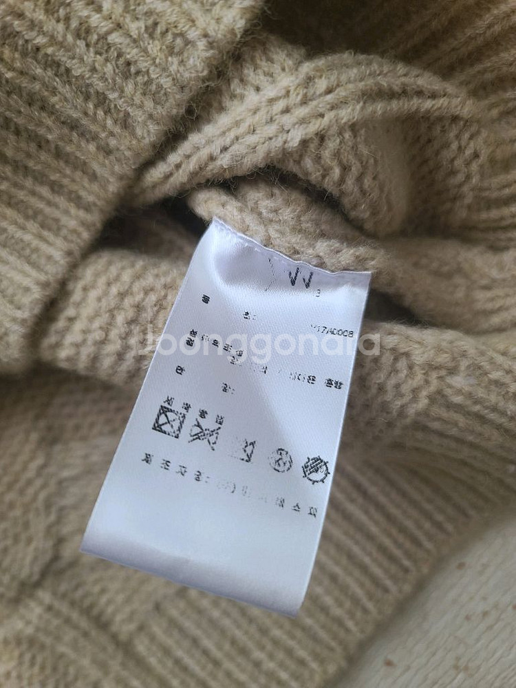 새상품) 얀13 베이지 긴팔 크롭니트 스웨터 가을겨울--7