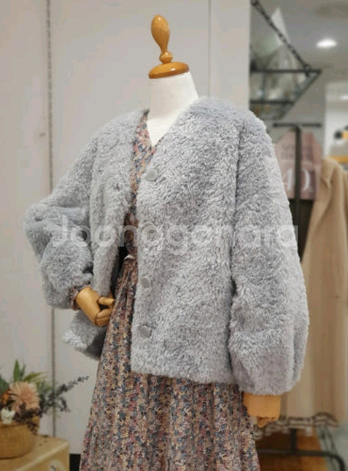 써스데이아일랜드 퍼 자켓--2