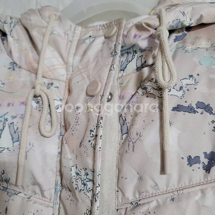 써스데이아일랜드 덕다운 패딩--4