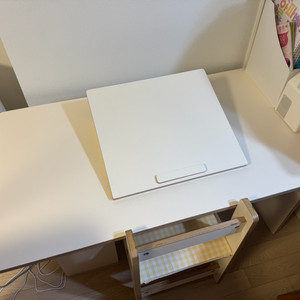 꼬메모이 쥬니 플레이 테이블&의자