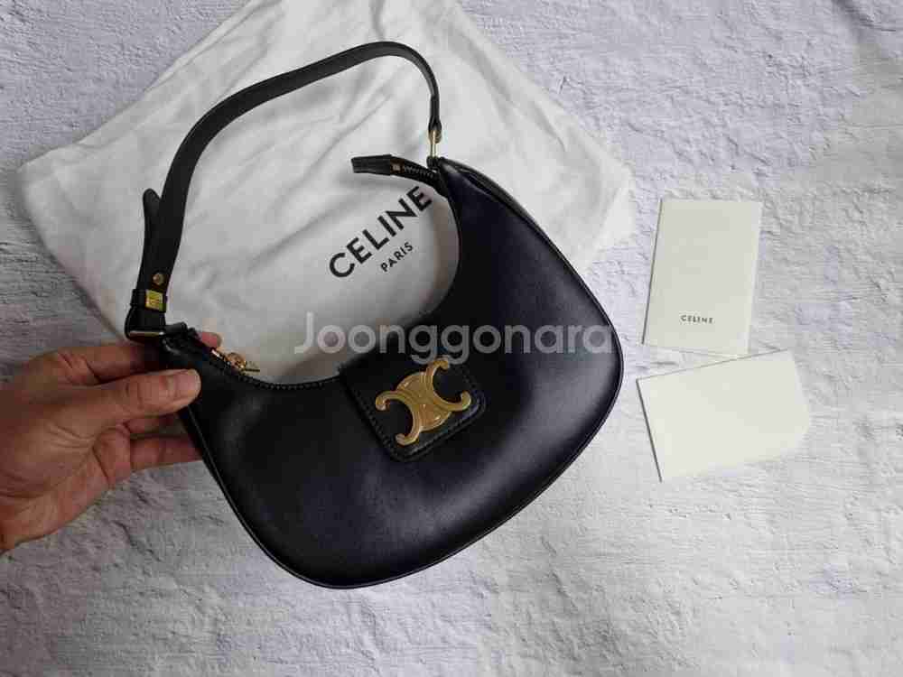 셀린느 트리옹프 레더 크로스백--1