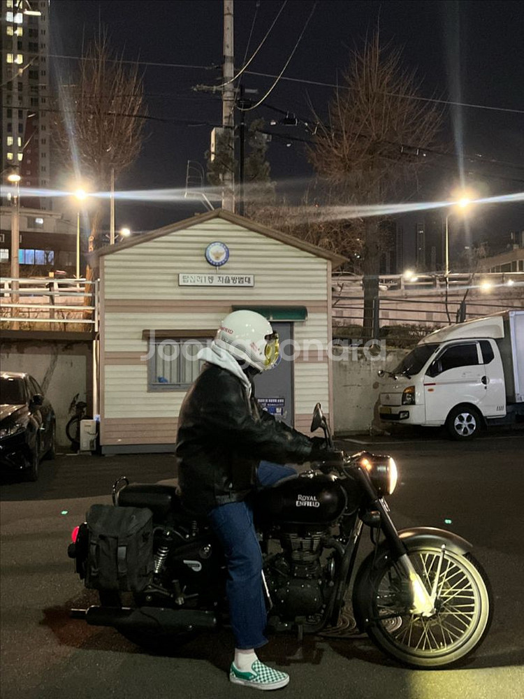 로얄엔필드 클래식500 18년--1