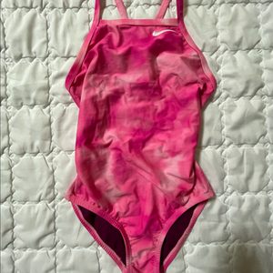 나이키 위스퍼 레이서백 28