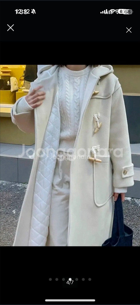 크림 아이보리 떡볶이 후드코트--3