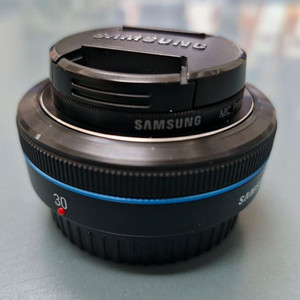 삼성 NX 30mm F2.0 팬케잌 단렌즈