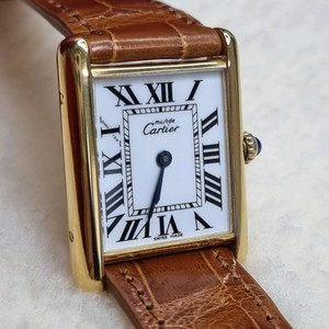 까르띠에 빈티지 탱크머스트 라지 화이트다이얼 핀버클시계
