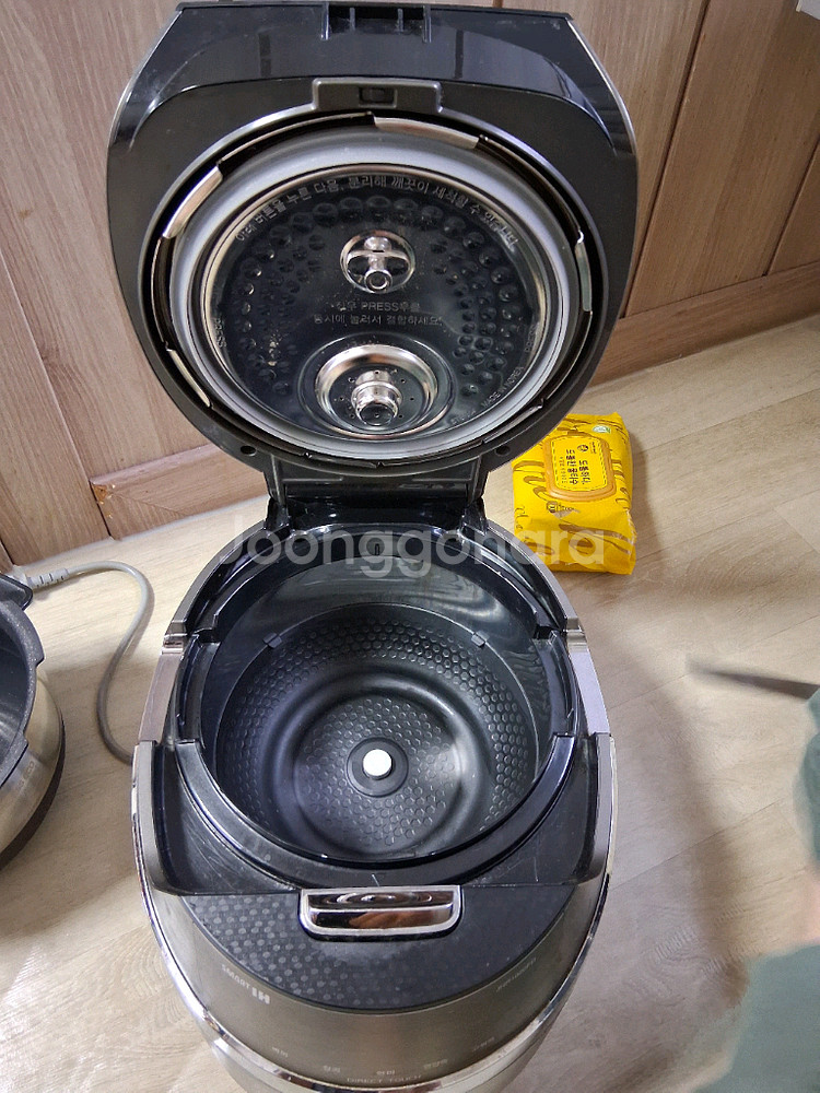 쿠쿠 6인용 압력밥솥--3