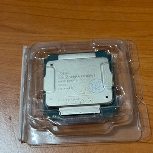 인텔 제온 E5-2699 V3 CPU